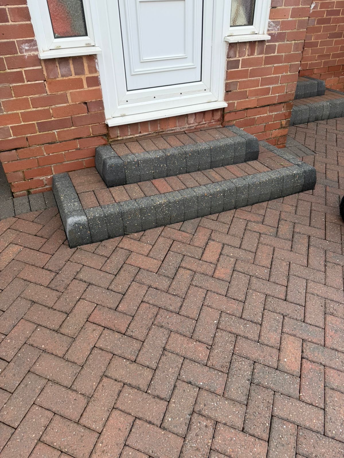 Front steps & driveway after cleaning